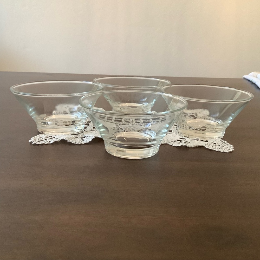 Vintage Glass Ice Cream/Dessert Bowls